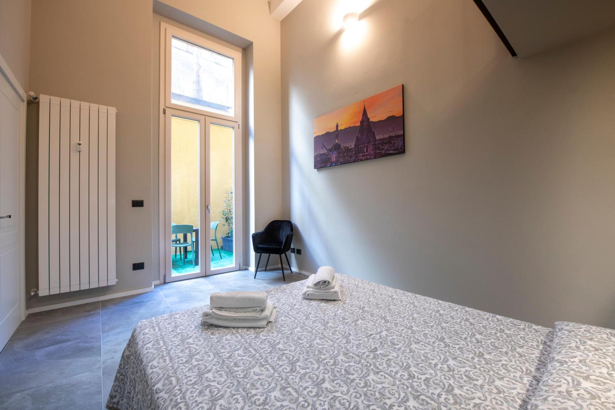 227 - Largo Zecca Luxury Apartment - Nel Cuore Del Centro Di Genova Eksteriør billede