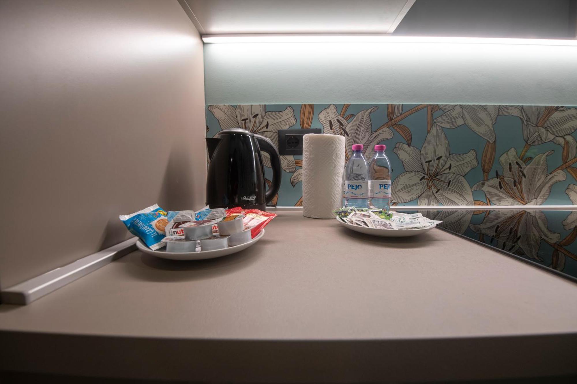 227 - Largo Zecca Luxury Apartment - Nel Cuore Del Centro Di Genova Eksteriør billede