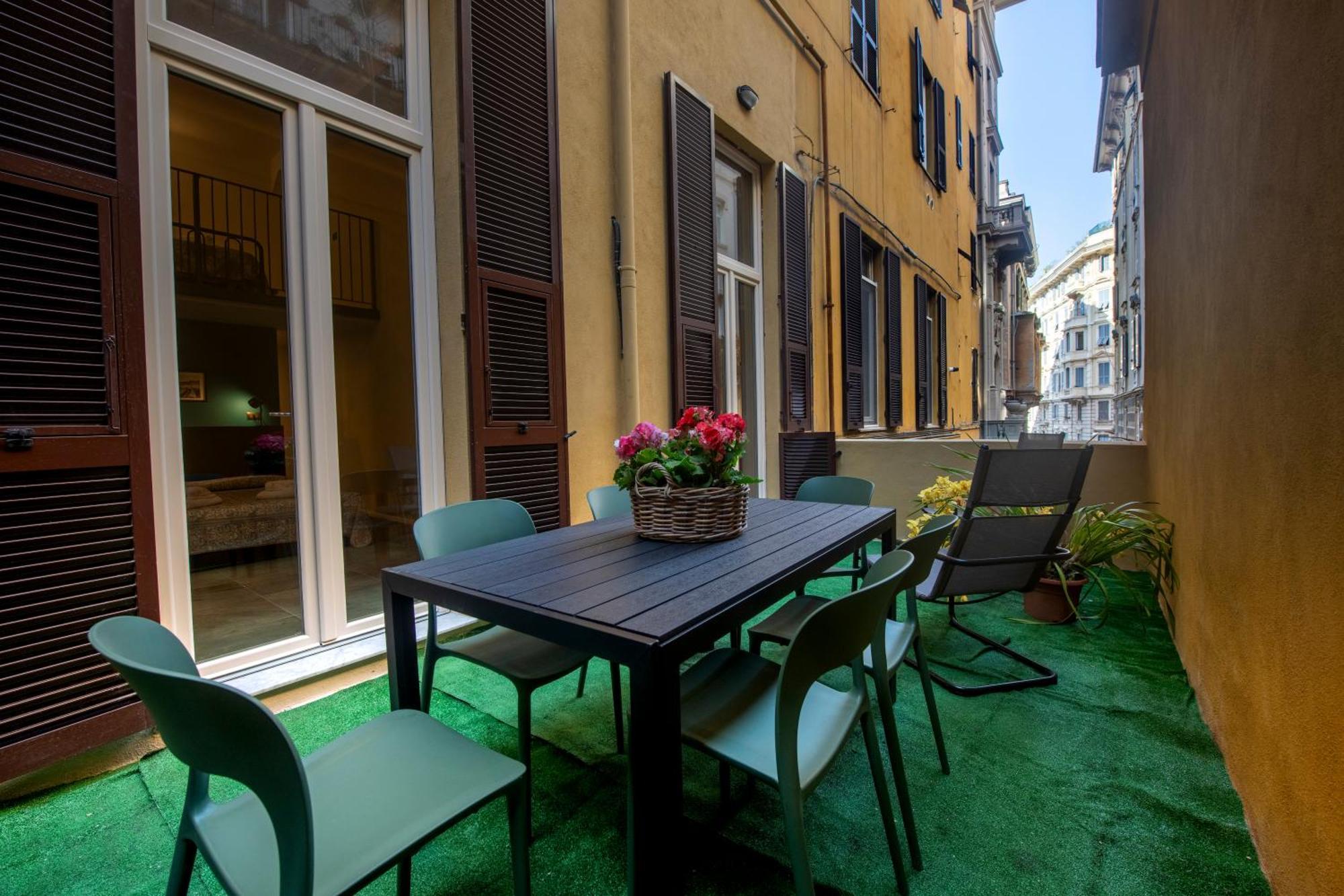 227 - Largo Zecca Luxury Apartment - Nel Cuore Del Centro Di Genova Eksteriør billede